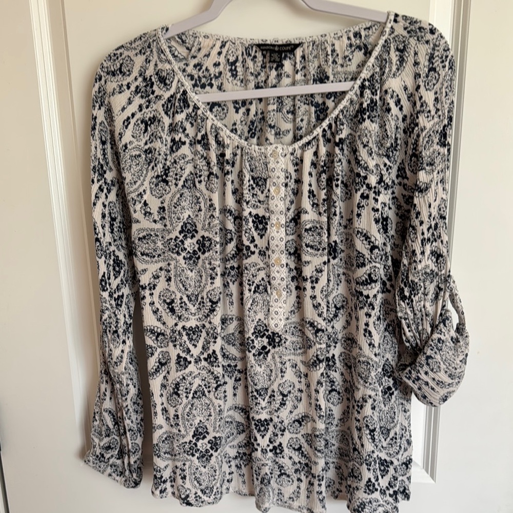 Women's Blue and White Paisley Top